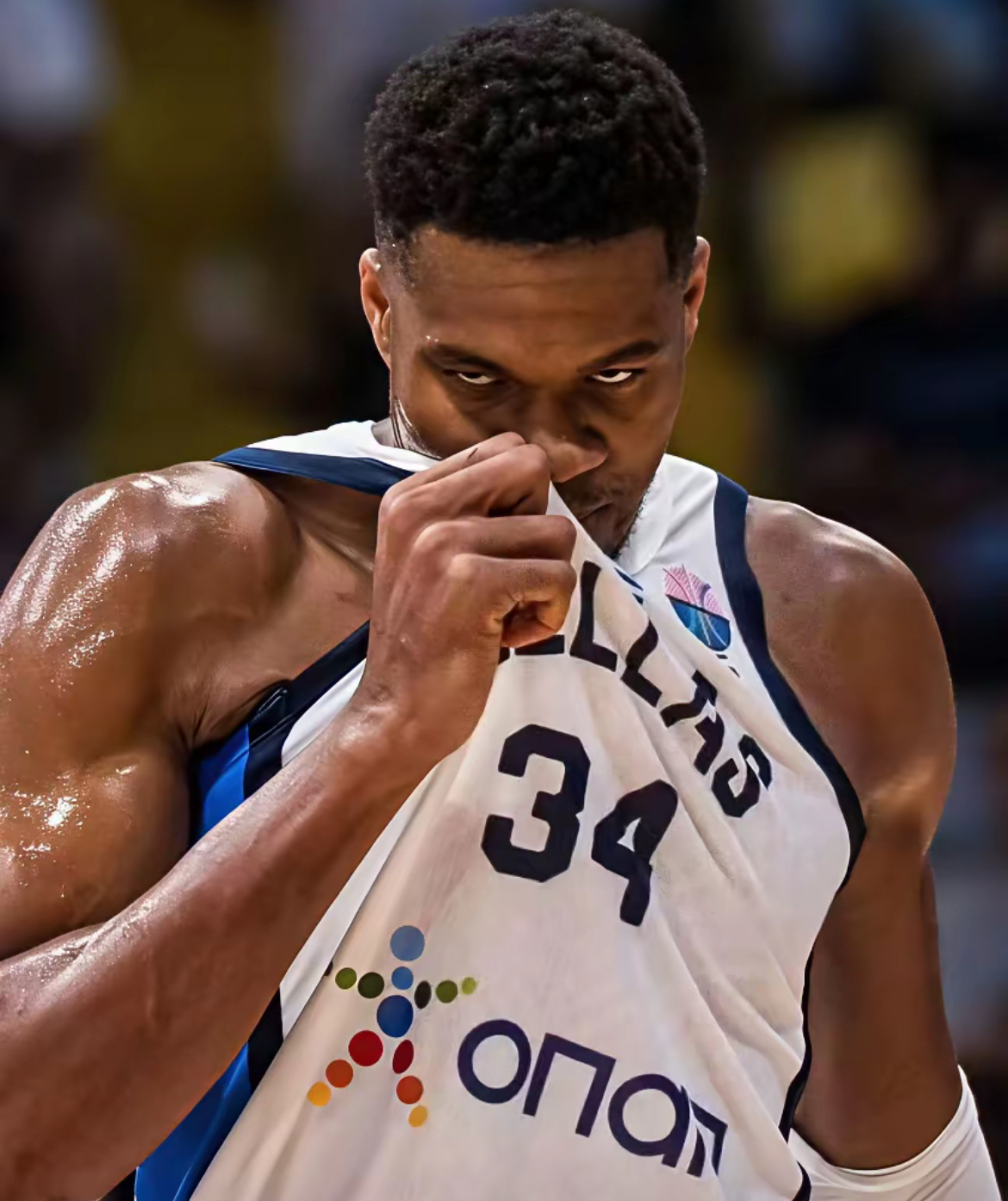 关于欧篮联赛程吃紧，克里夫兰骑士冲刺阶段调整名单，管理层满意，年轻球员得到机会的信息-九游登录入口